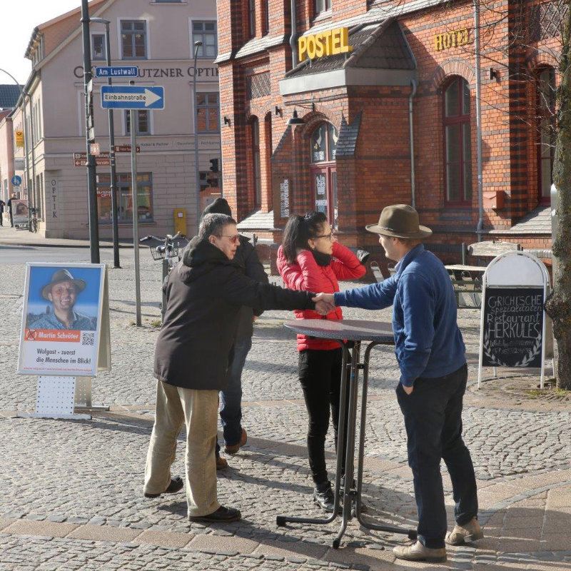 Gedankenaustausch vor Ort am Donnerstag